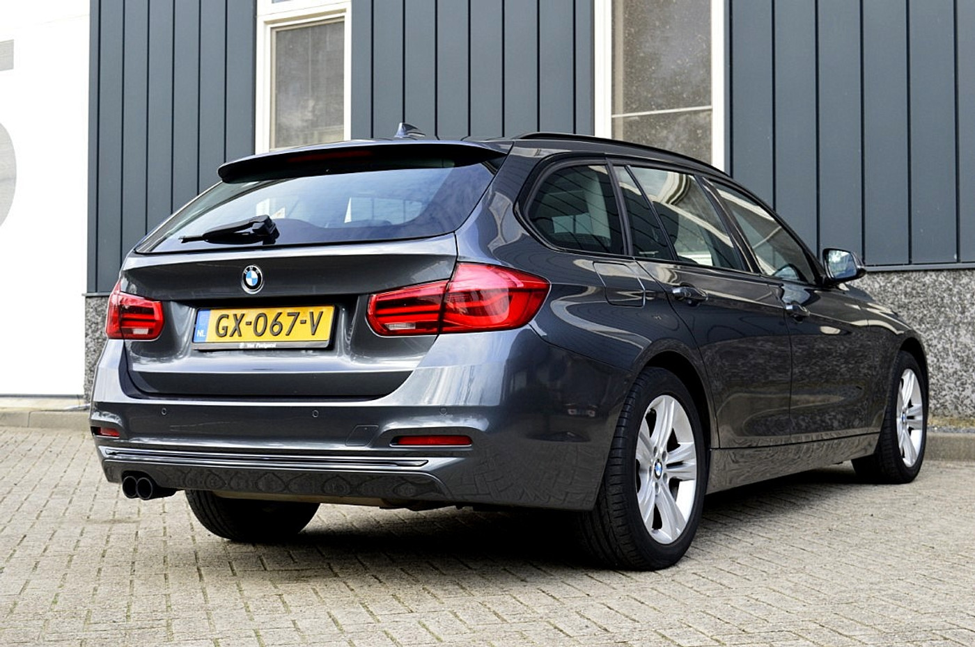 Foto van BMW 320i xDrive