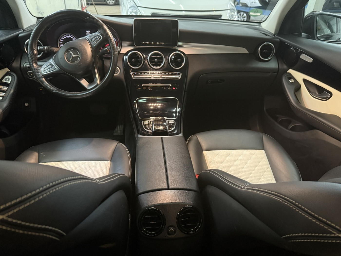 Foto van Mercedes-Benz GLC 250 4Matic