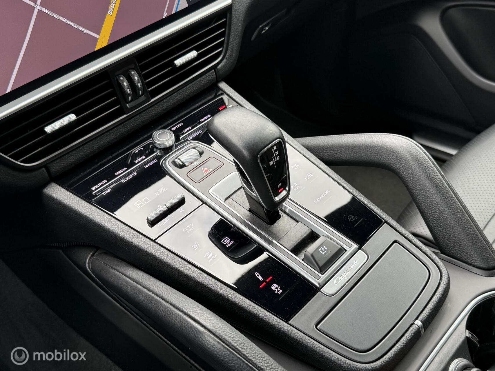 Foto van Porsche Cayenne E-hybrid