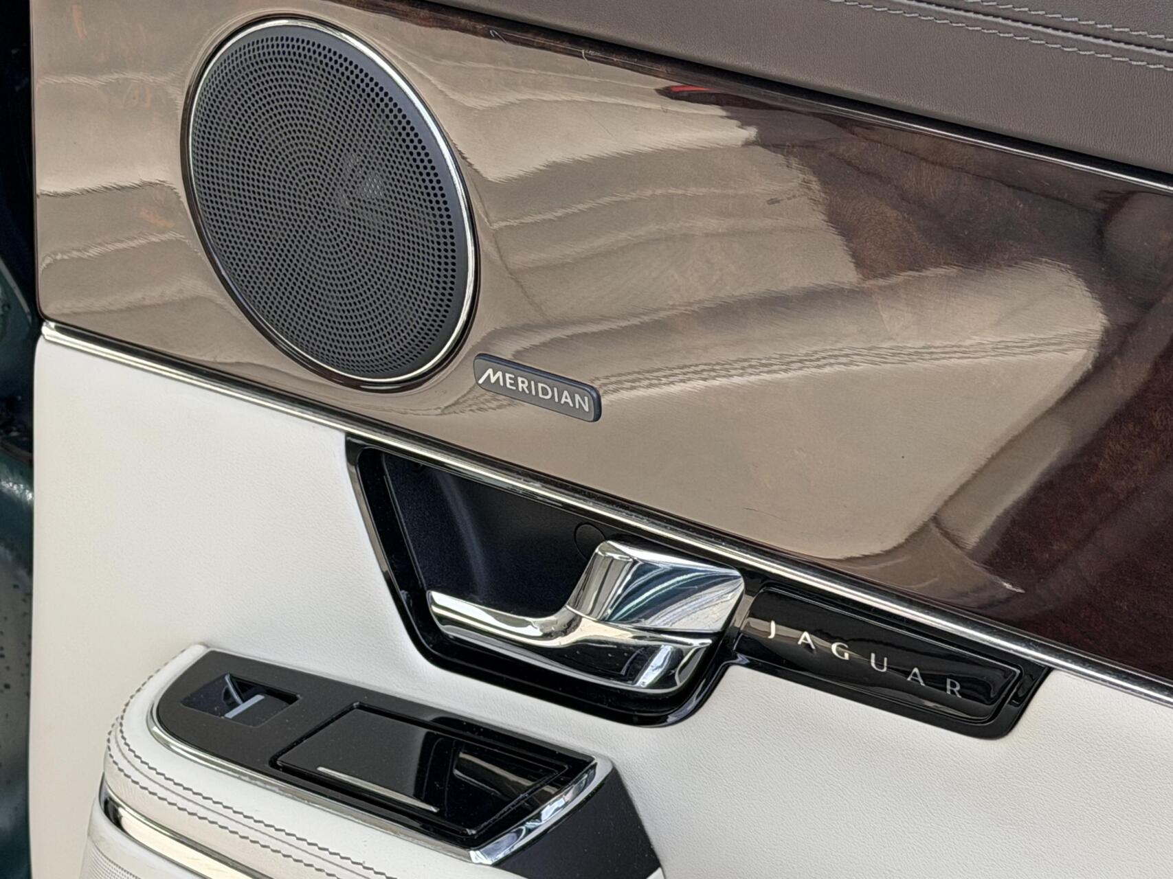 Foto van Jaguar XJ 3.0sc