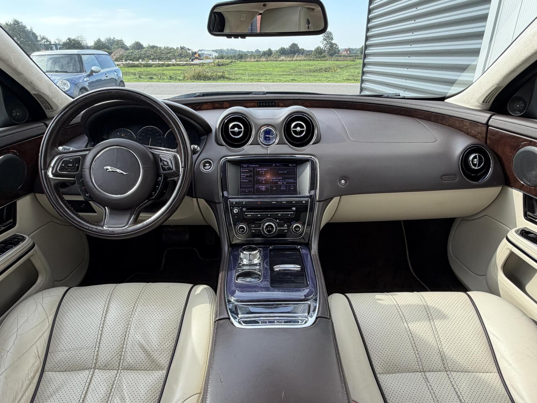 Foto van Jaguar XJ 3.0sc