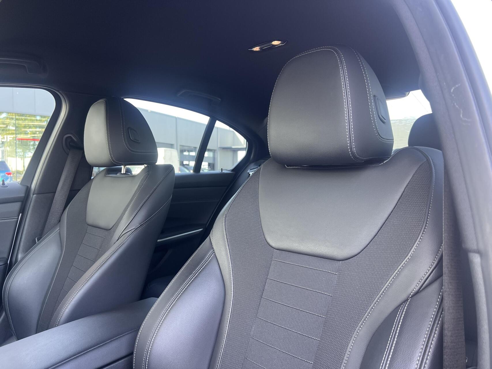 Foto van BMW 320i