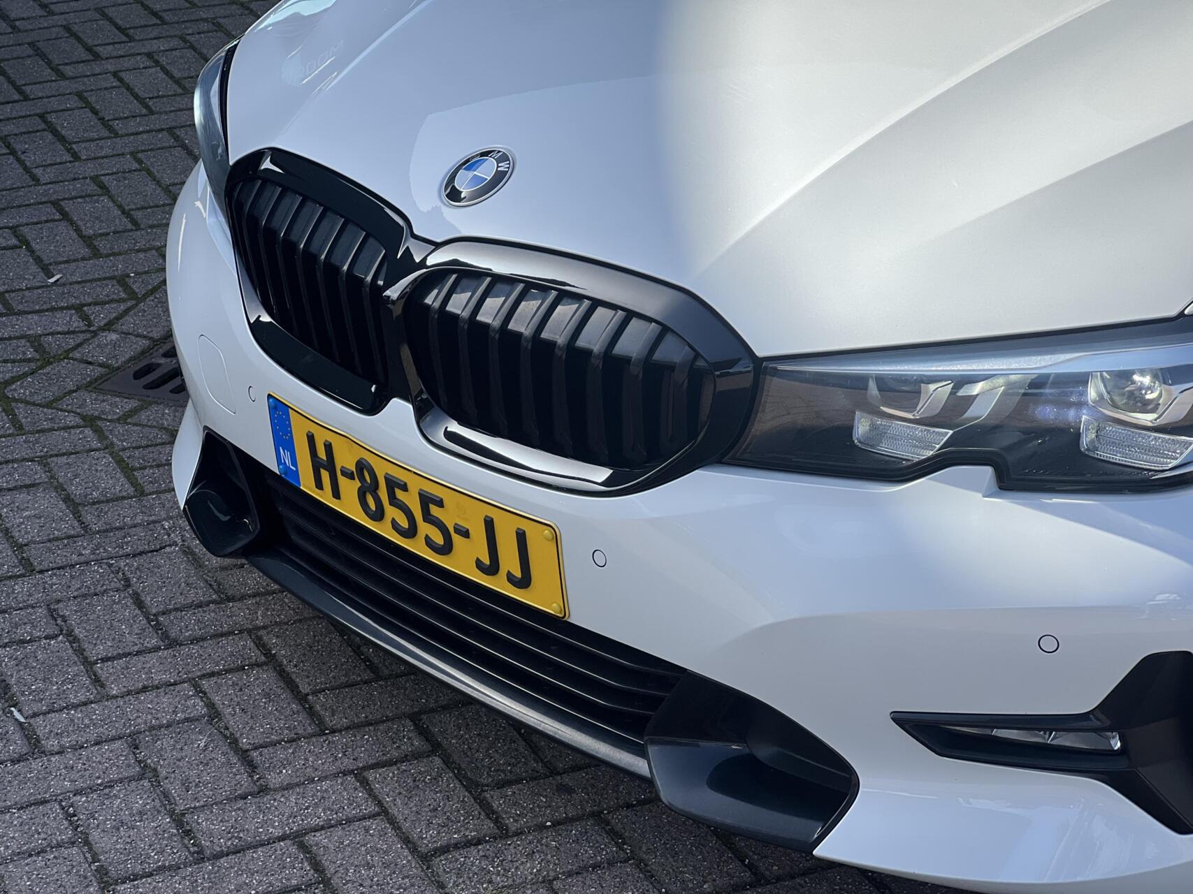 Foto van BMW 320i