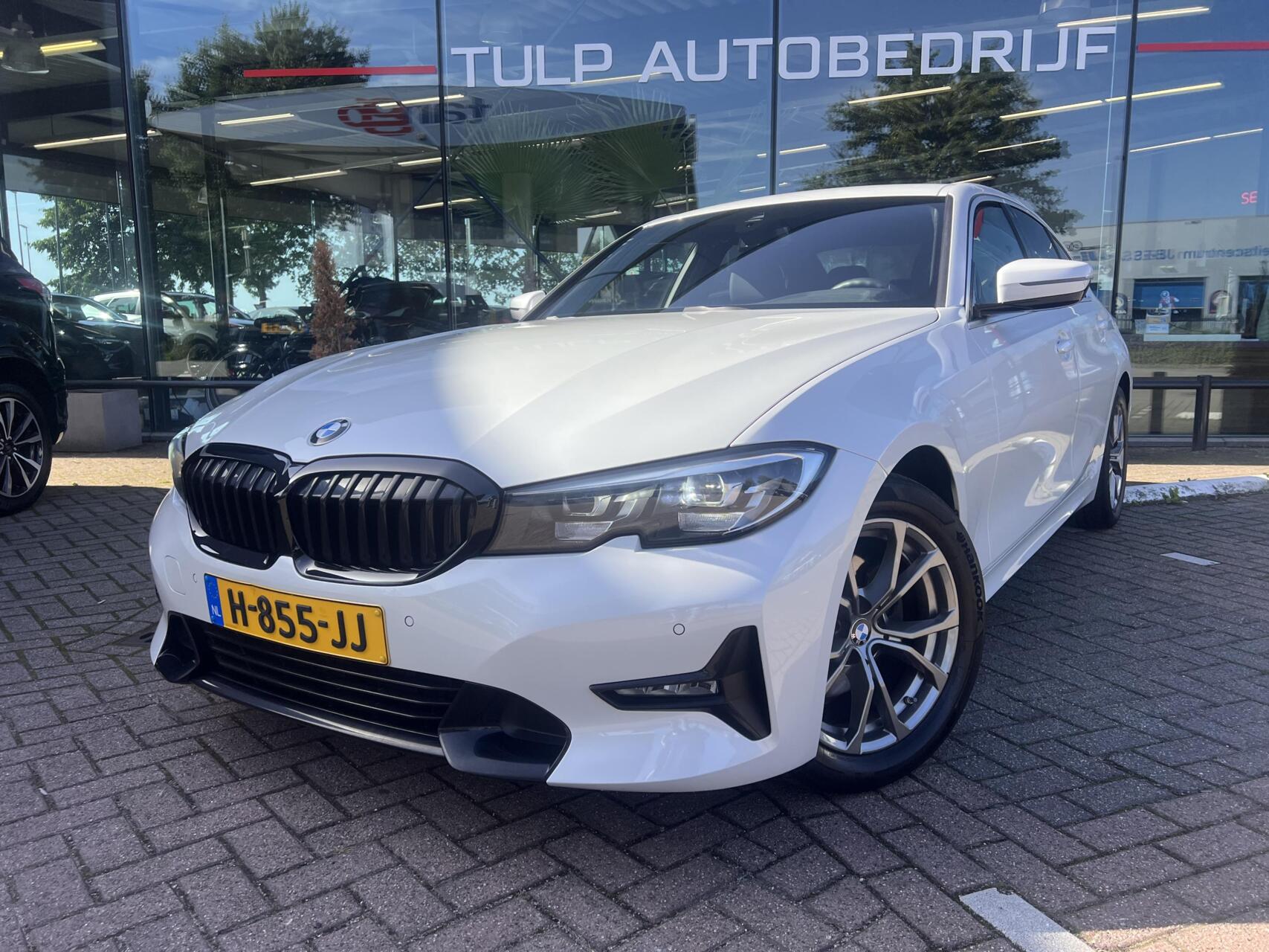 Foto van BMW 320i