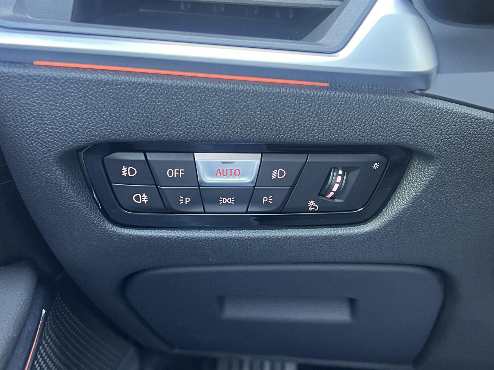 Foto van BMW 320i