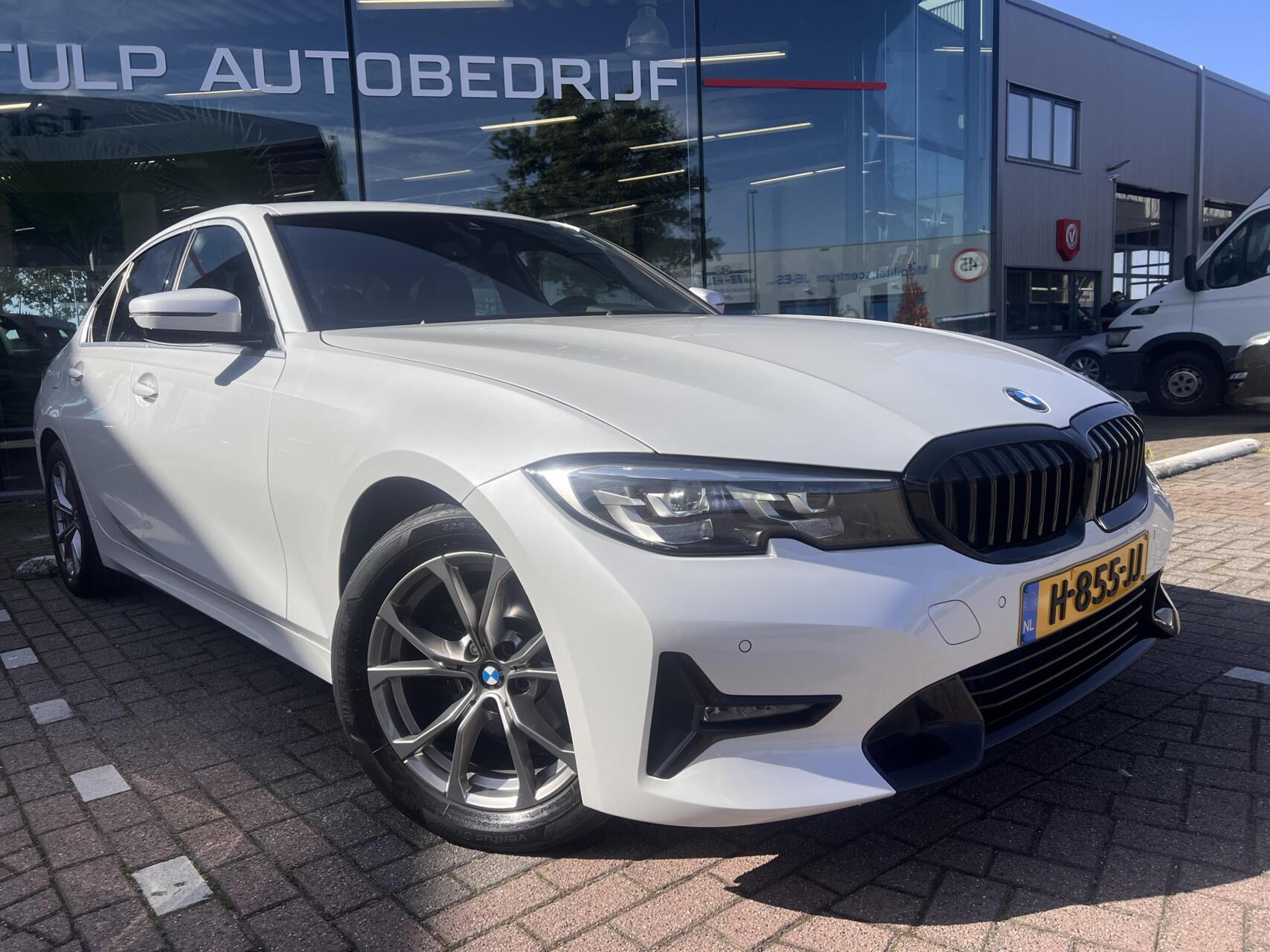 Foto van BMW 320i