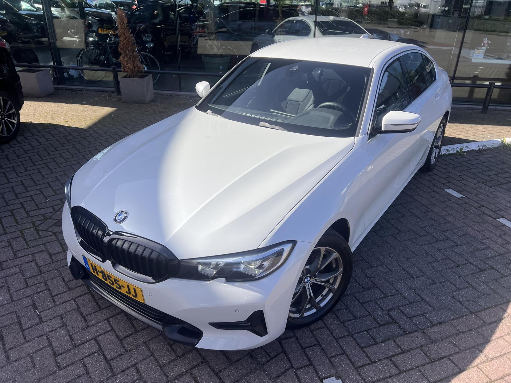 Foto van BMW 320i