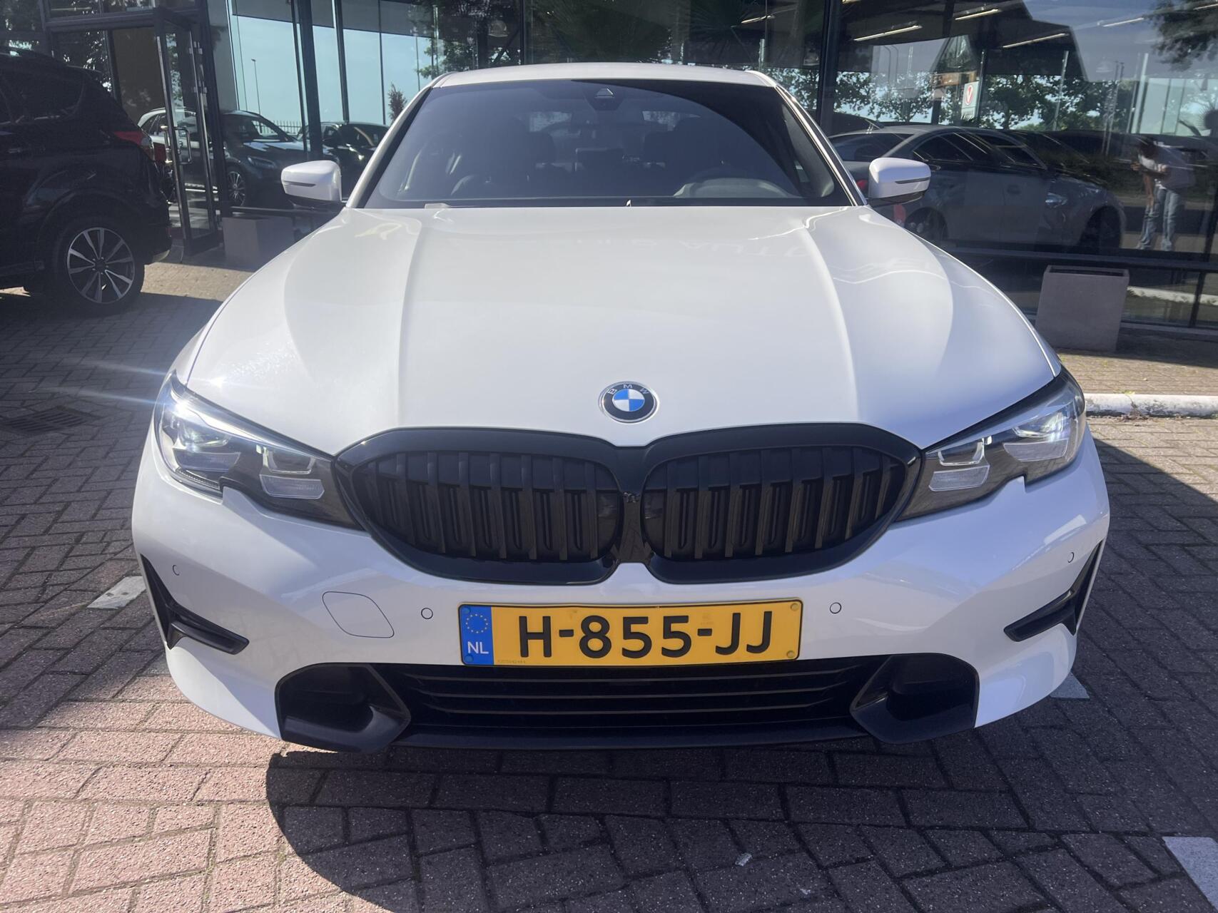 Foto van BMW 320i