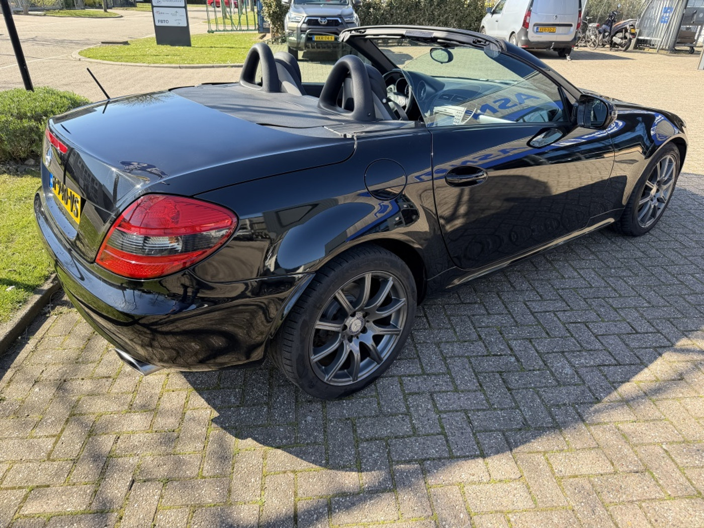 Foto van Mercedes-Benz SLK 200 Kompressor