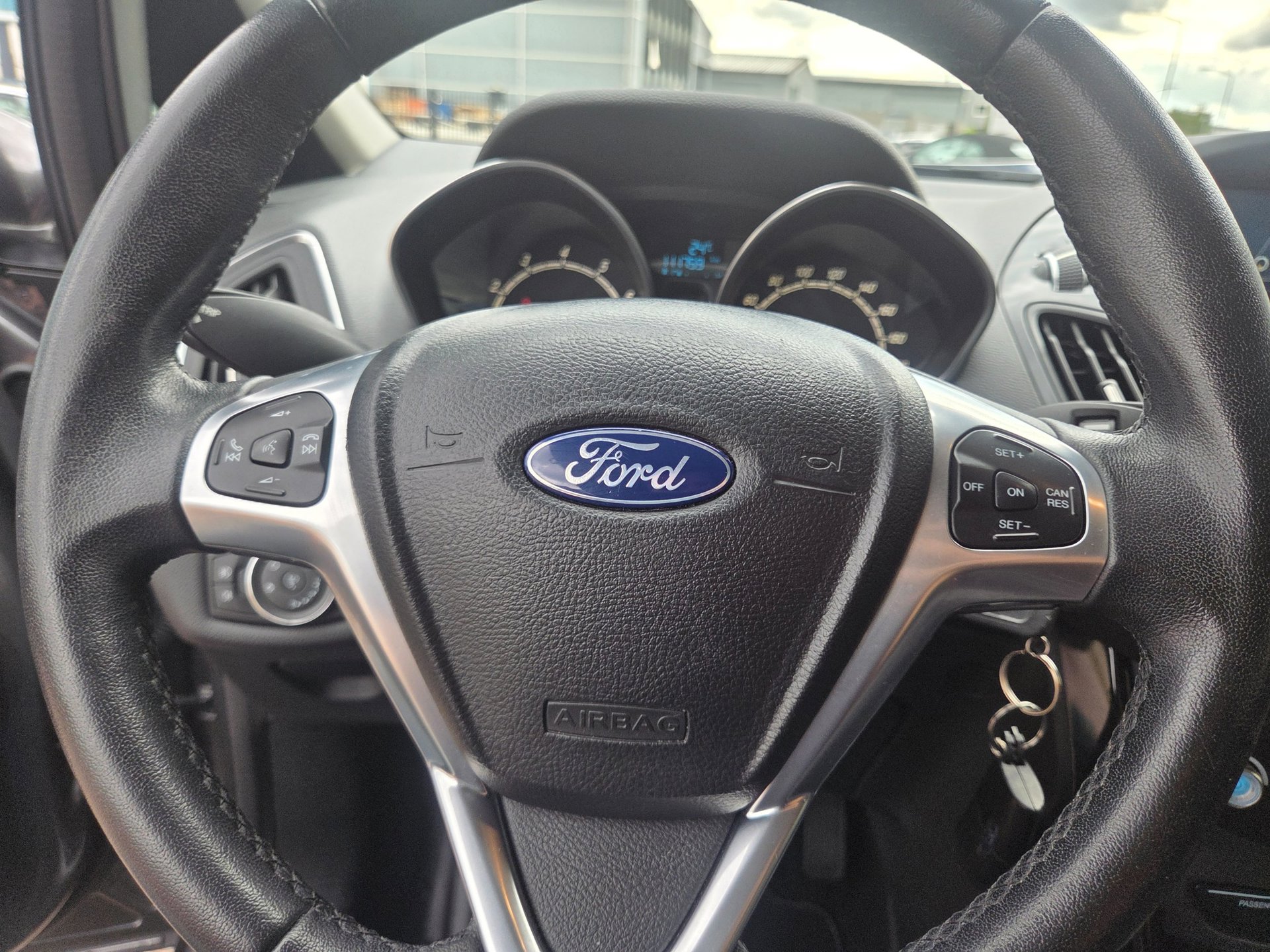 Foto van Ford B-max