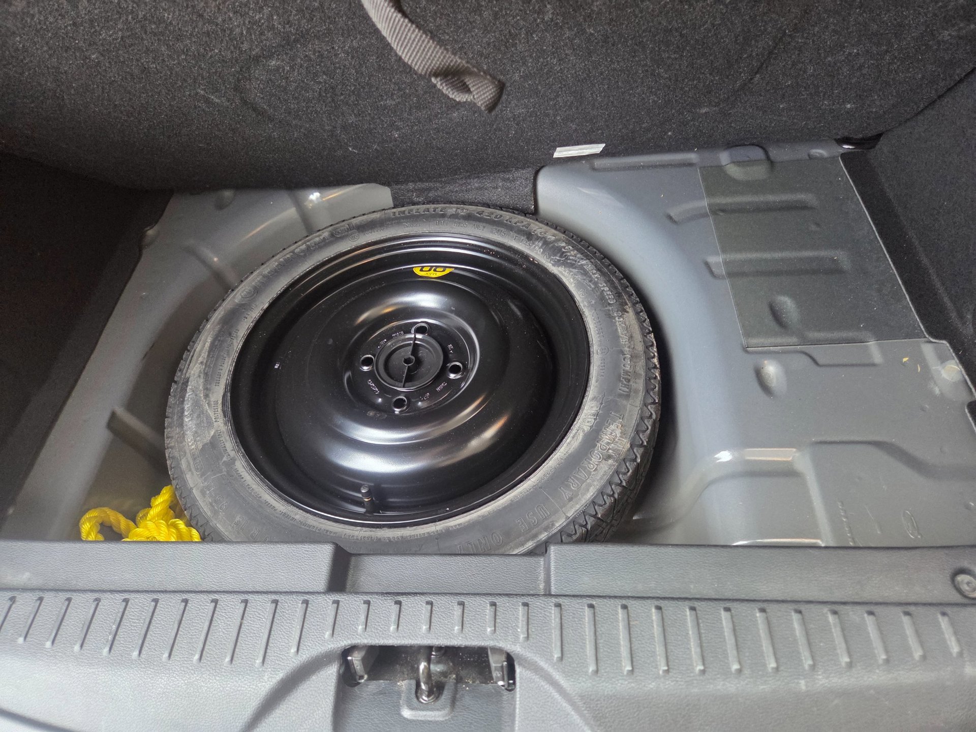Foto van Ford B-max