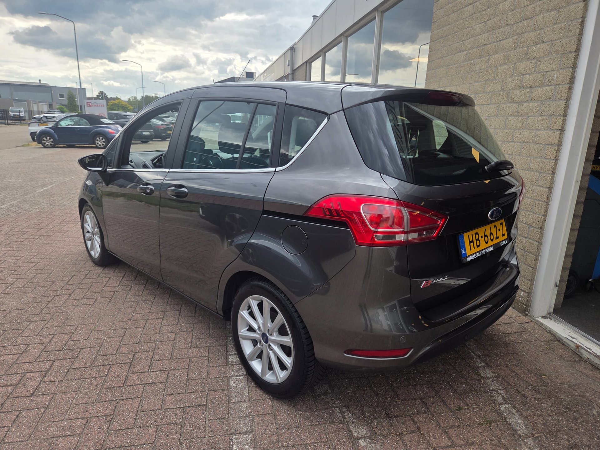 Foto van Ford B-max