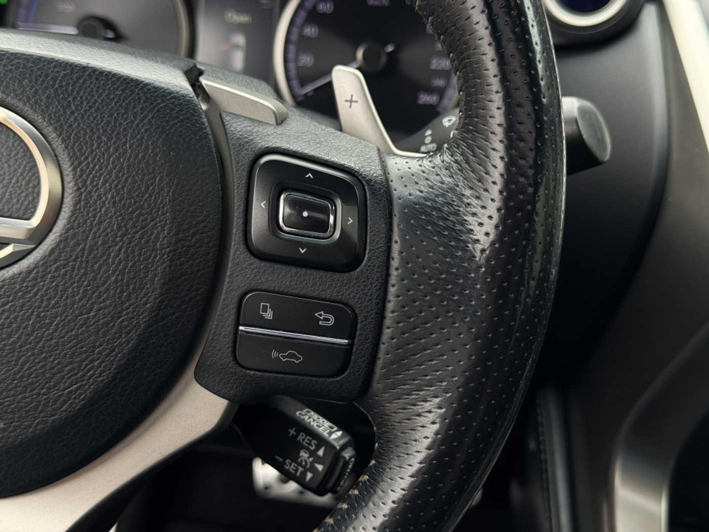 Foto van Lexus Lexus Nx300h