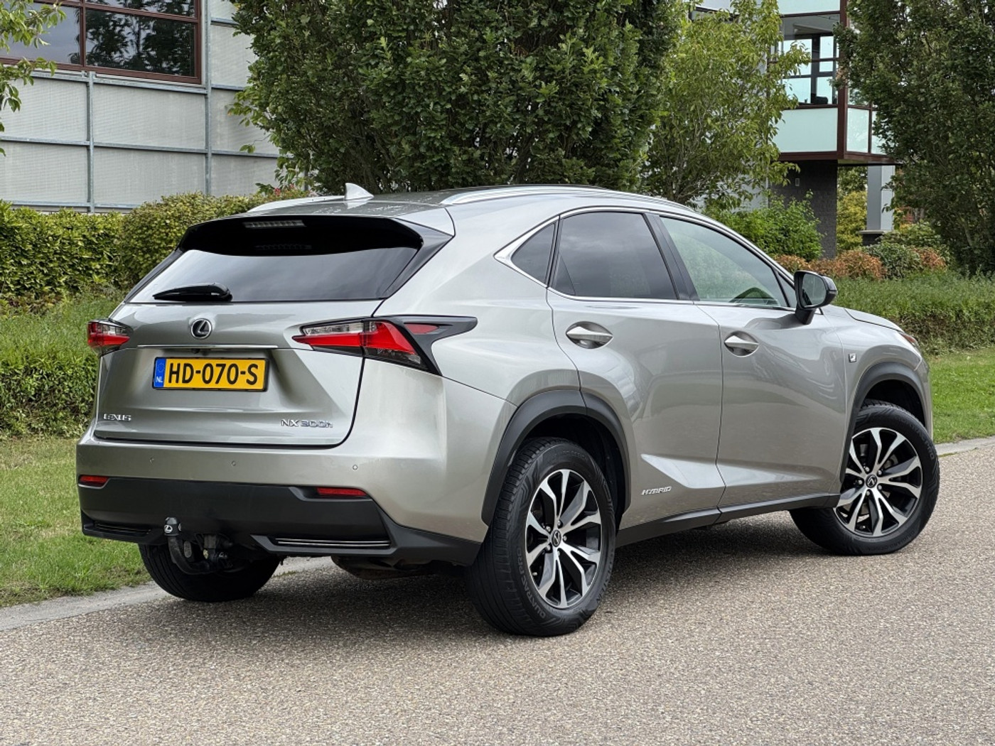 Foto van Lexus Lexus Nx300h