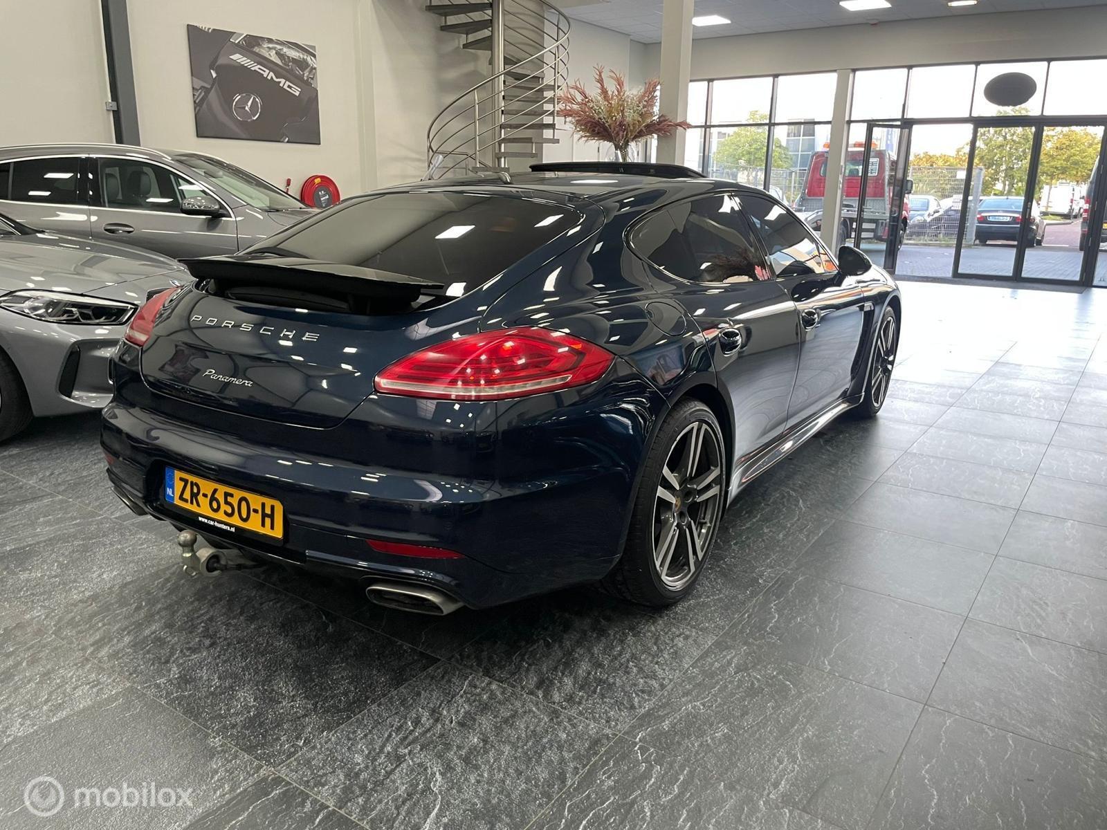 Foto van Porsche Panamera