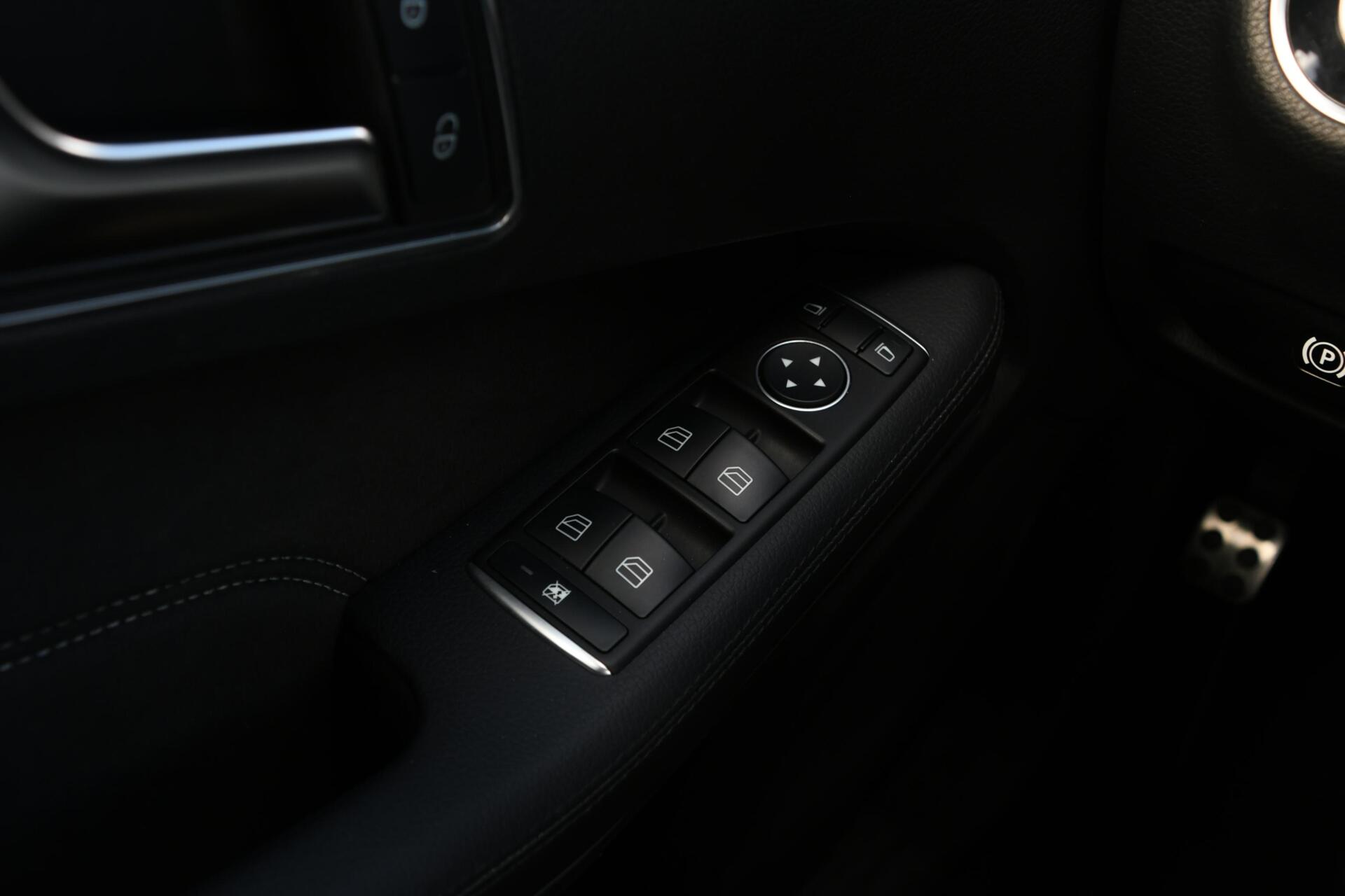 Foto van Mercedes-Benz E 220 Bluetec