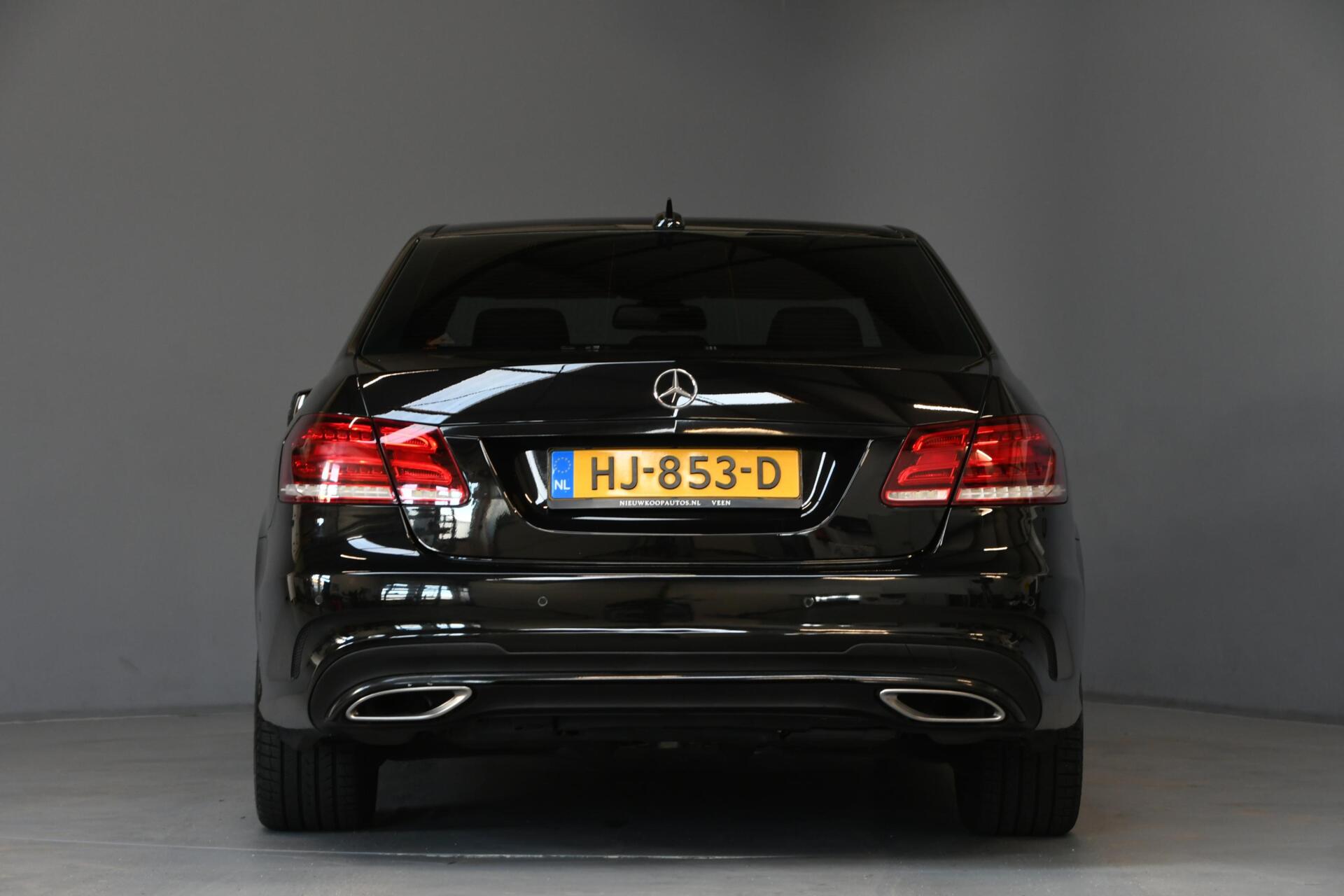 Foto van Mercedes-Benz E 220 Bluetec