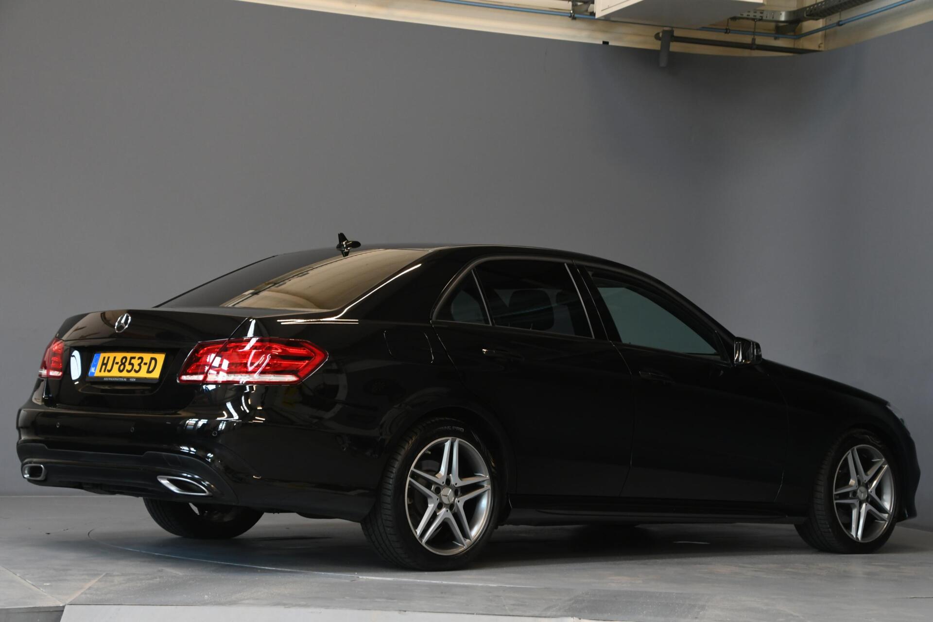 Foto van Mercedes-Benz E 220 Bluetec