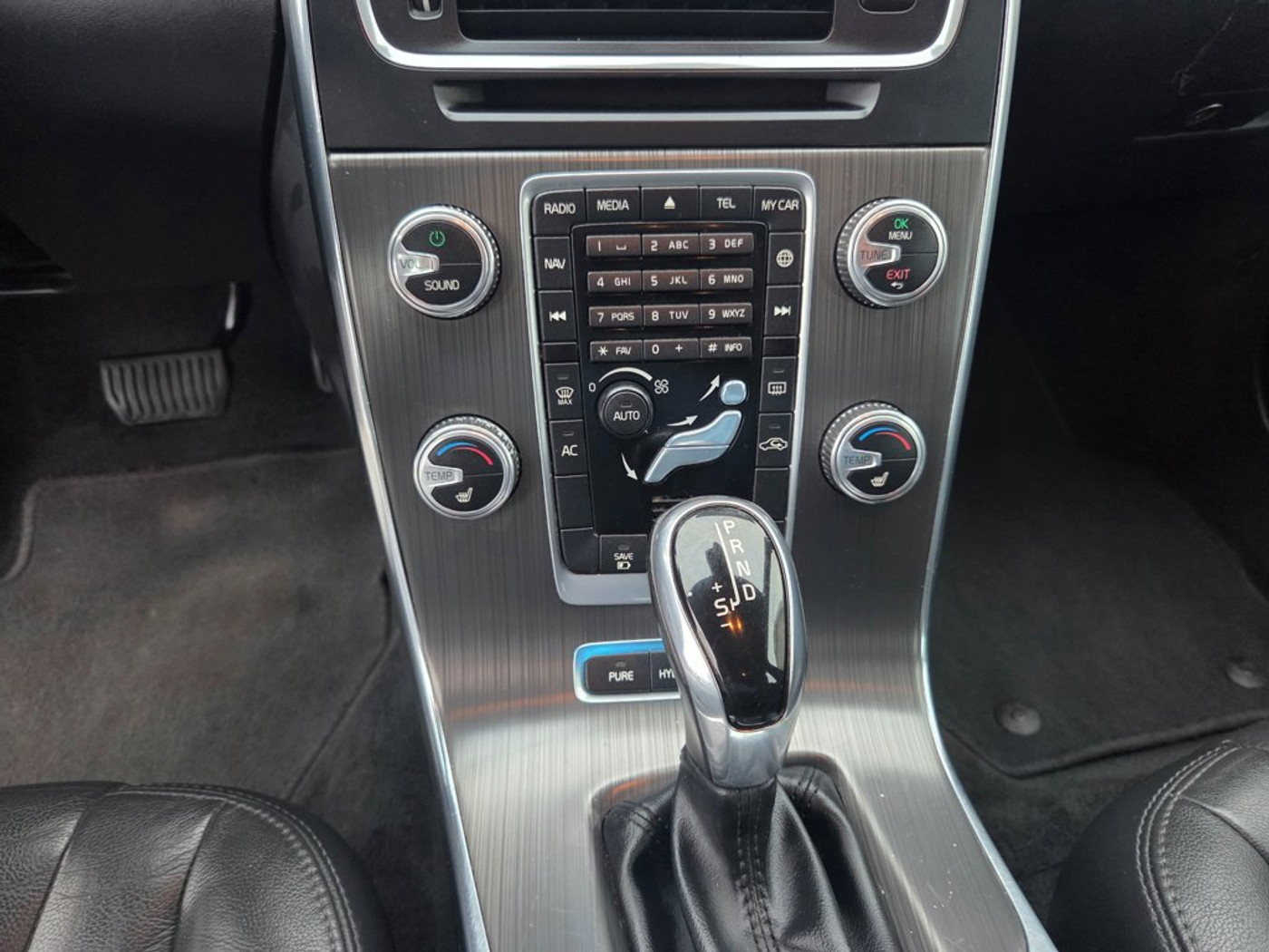 Foto van Volvo V60 Twin Engine