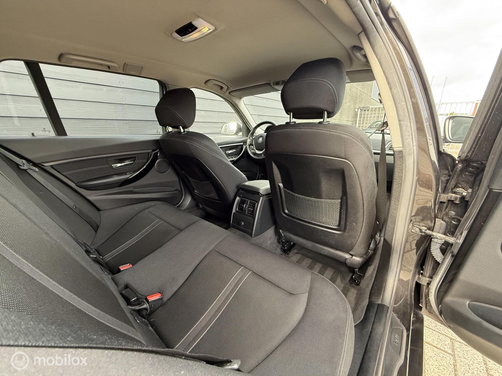 Foto van BMW 320d Efficient Dynamics