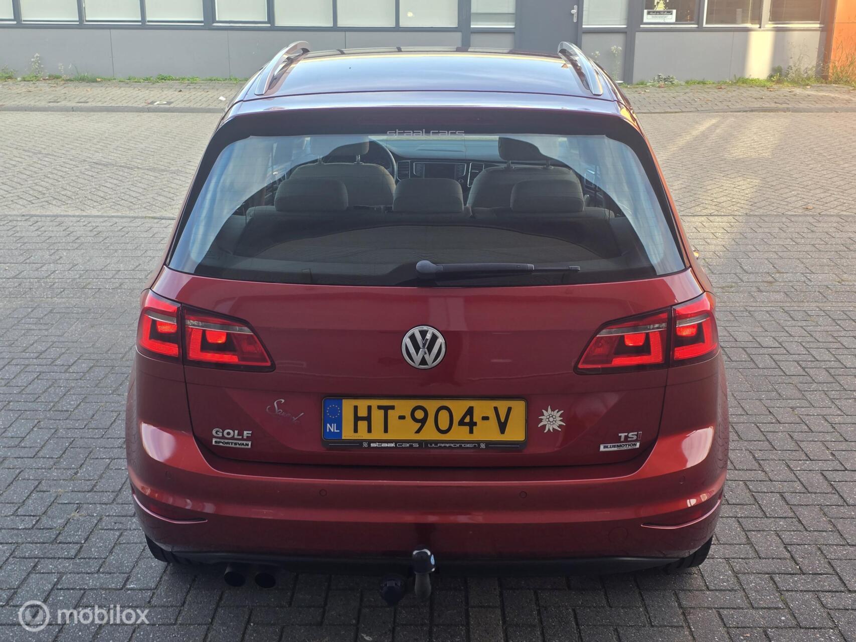 Foto van Volkswagen Golf Sportsvan