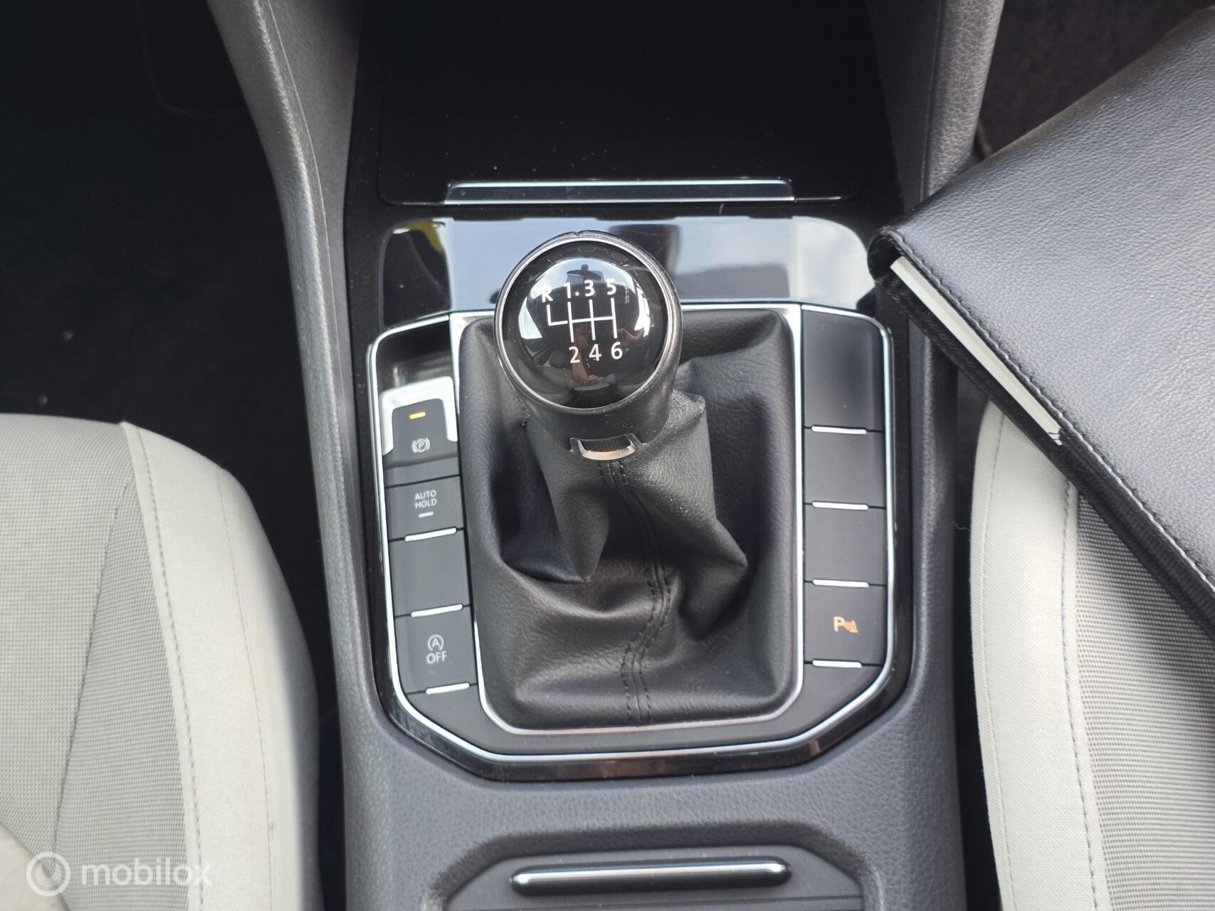 Foto van Volkswagen Golf Sportsvan
