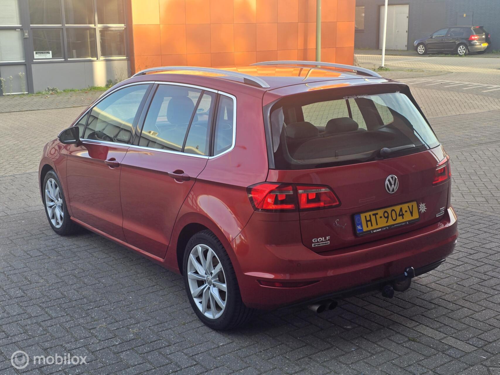 Foto van Volkswagen Golf Sportsvan