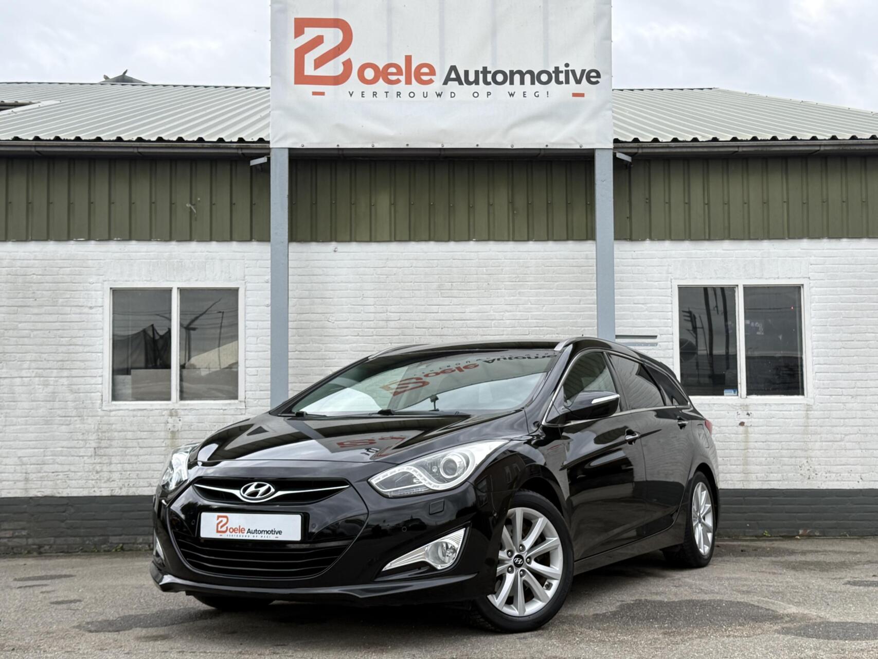 Hyundai I40 Wagon 2.0 GDI i-Catcher Automaat / Full Options! / Dealer OH! 2012 - voorkant