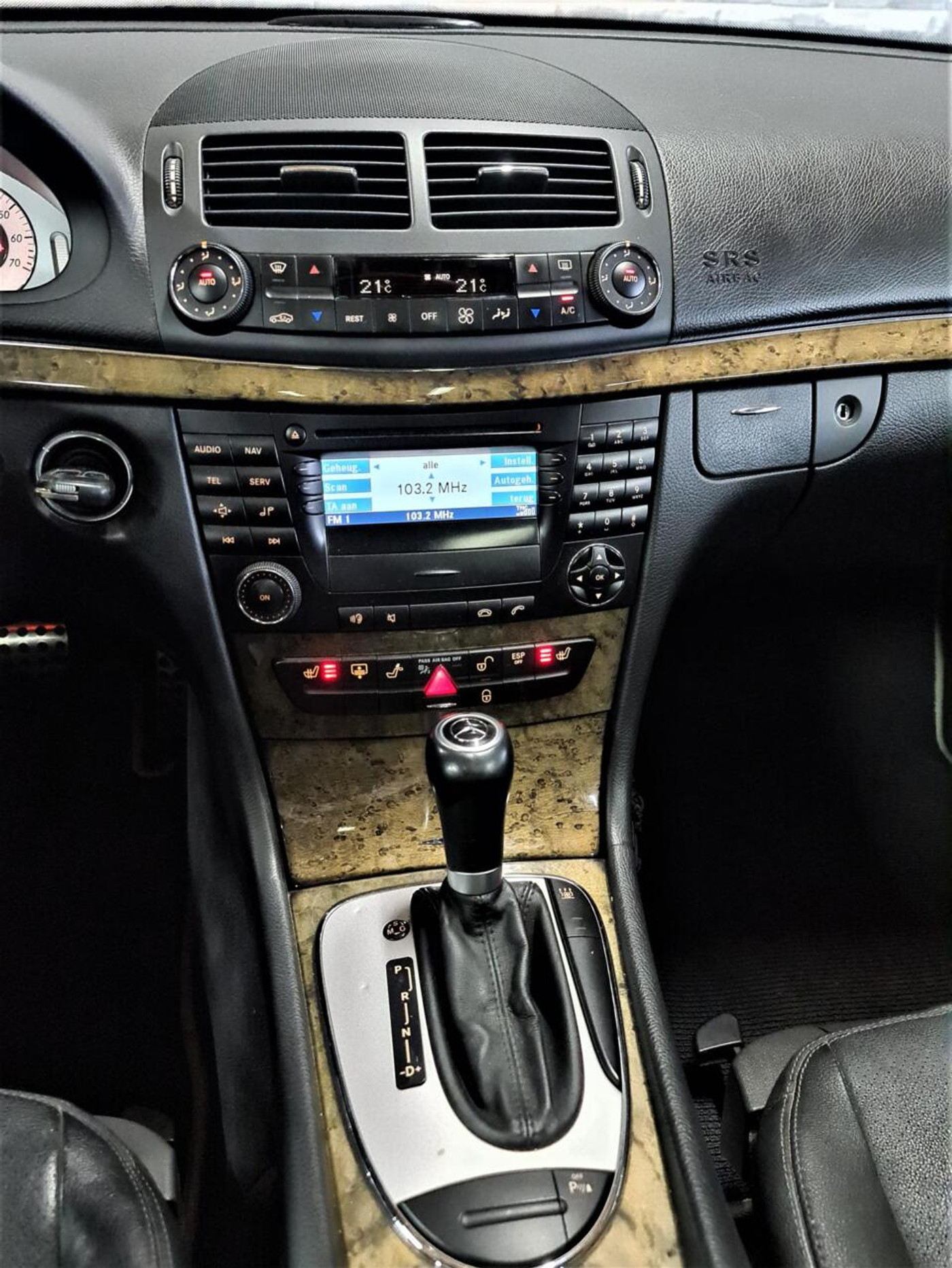 Foto van Mercedes-Benz E 280