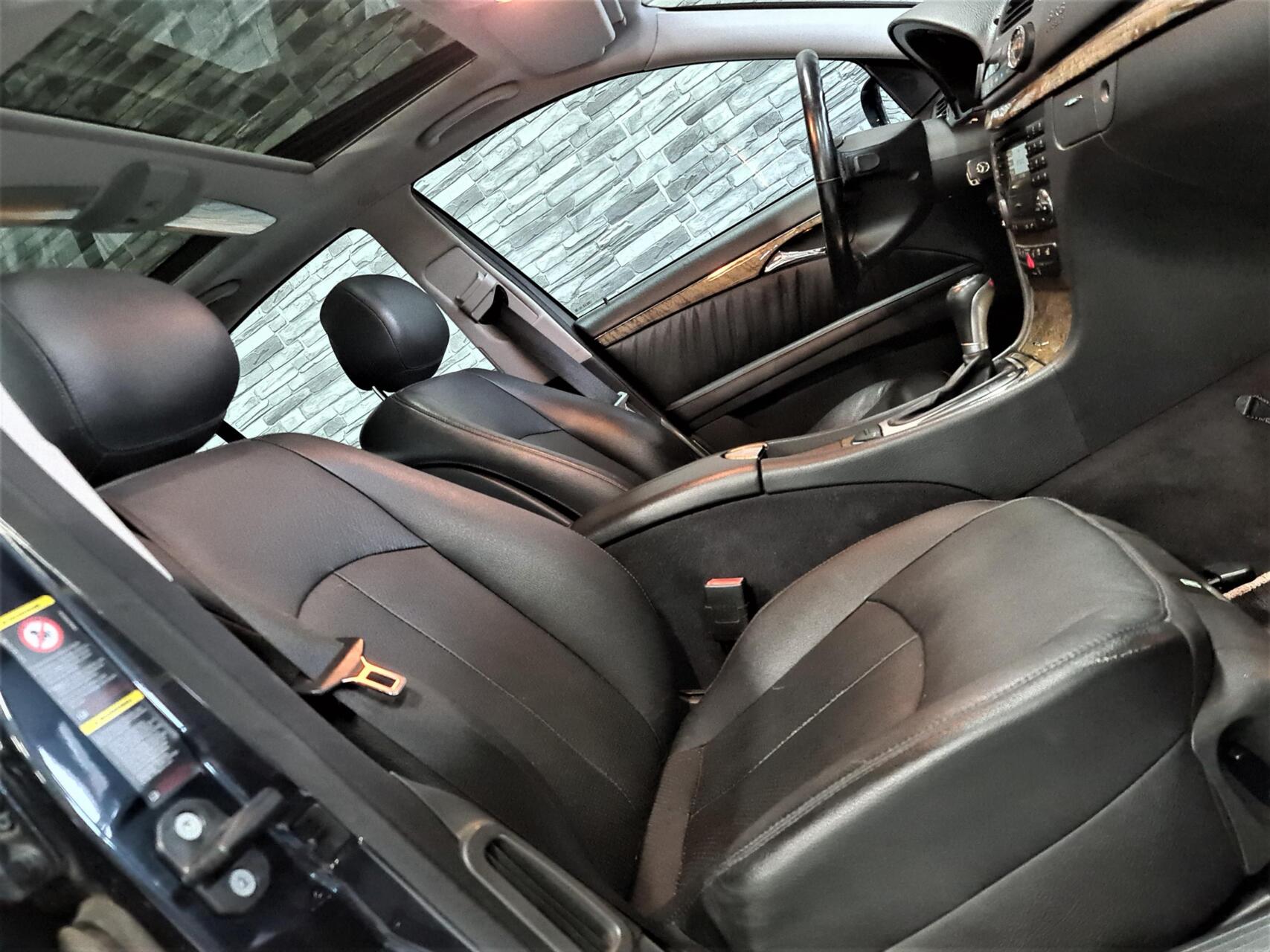 Foto van Mercedes-Benz E 280