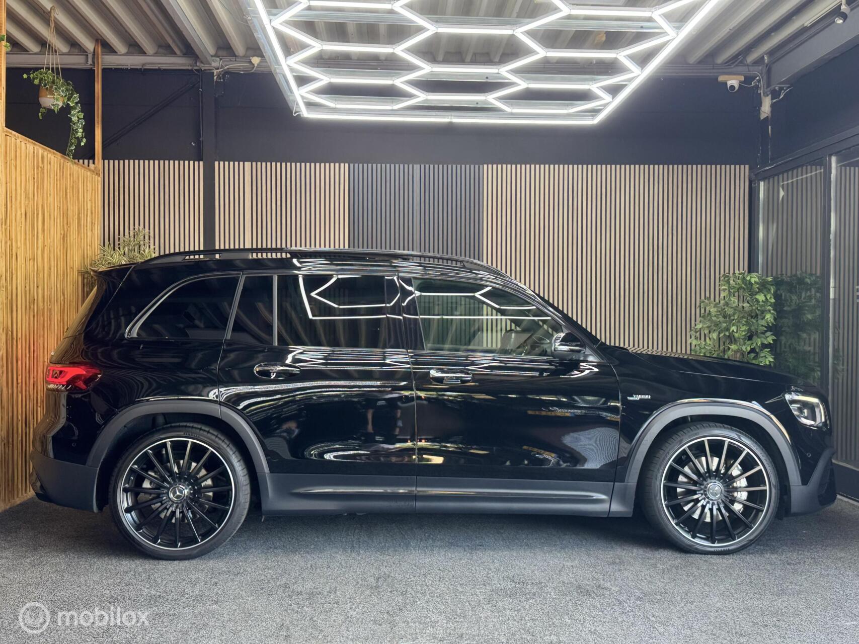 Foto van Mercedes-Benz AMG GLB 35