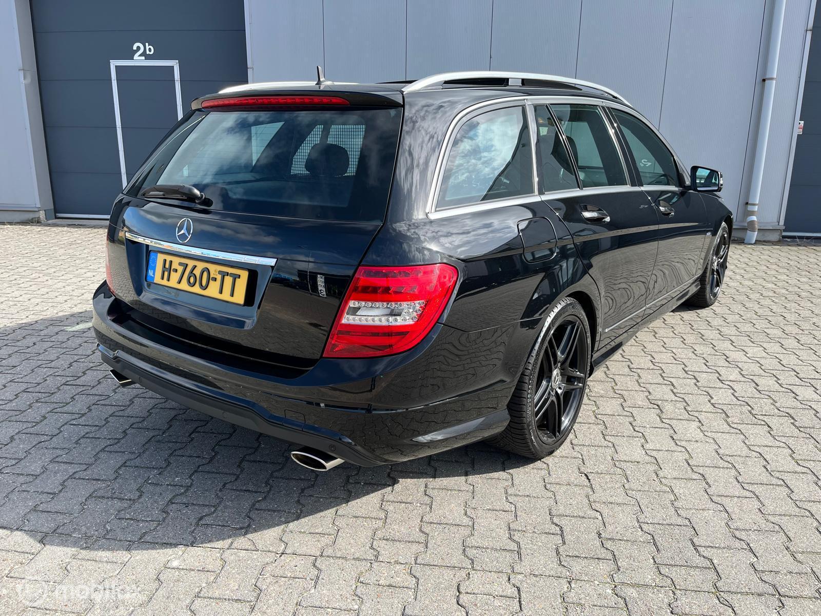 Foto van Mercedes-Benz C 350