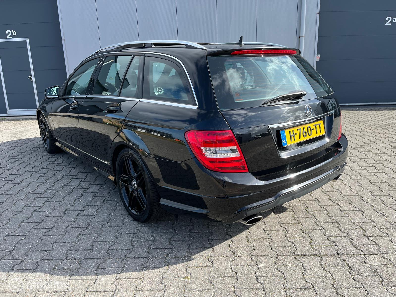Foto van Mercedes-Benz C 350