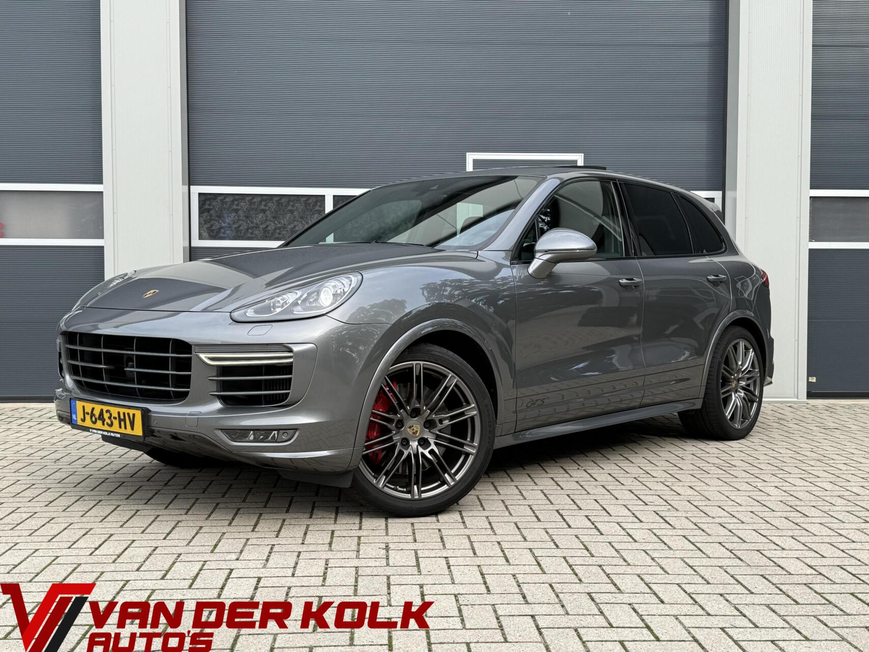 Porsche Cayenne GTS 3.6 GTS Automaat 441PK | Panorama | Leder | Luchtvering | Camera | Carplay | LED | DAB | Stoelverwarming 2016 - voorkant