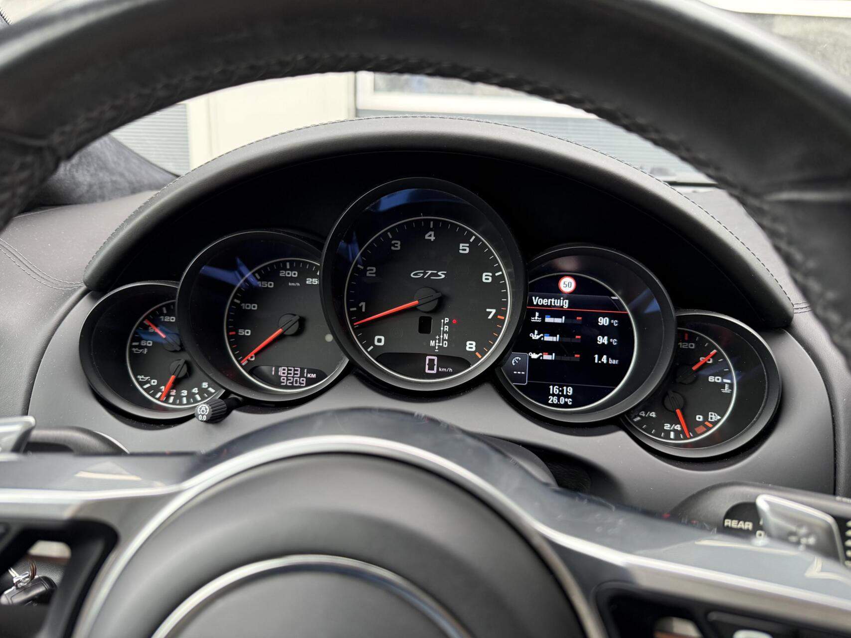 Foto van Porsche Cayenne GTS