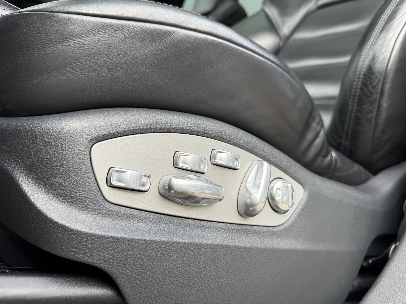 Foto van Porsche Cayenne GTS