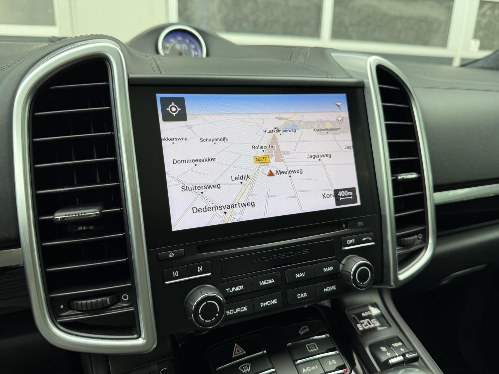 Foto van Porsche Cayenne GTS
