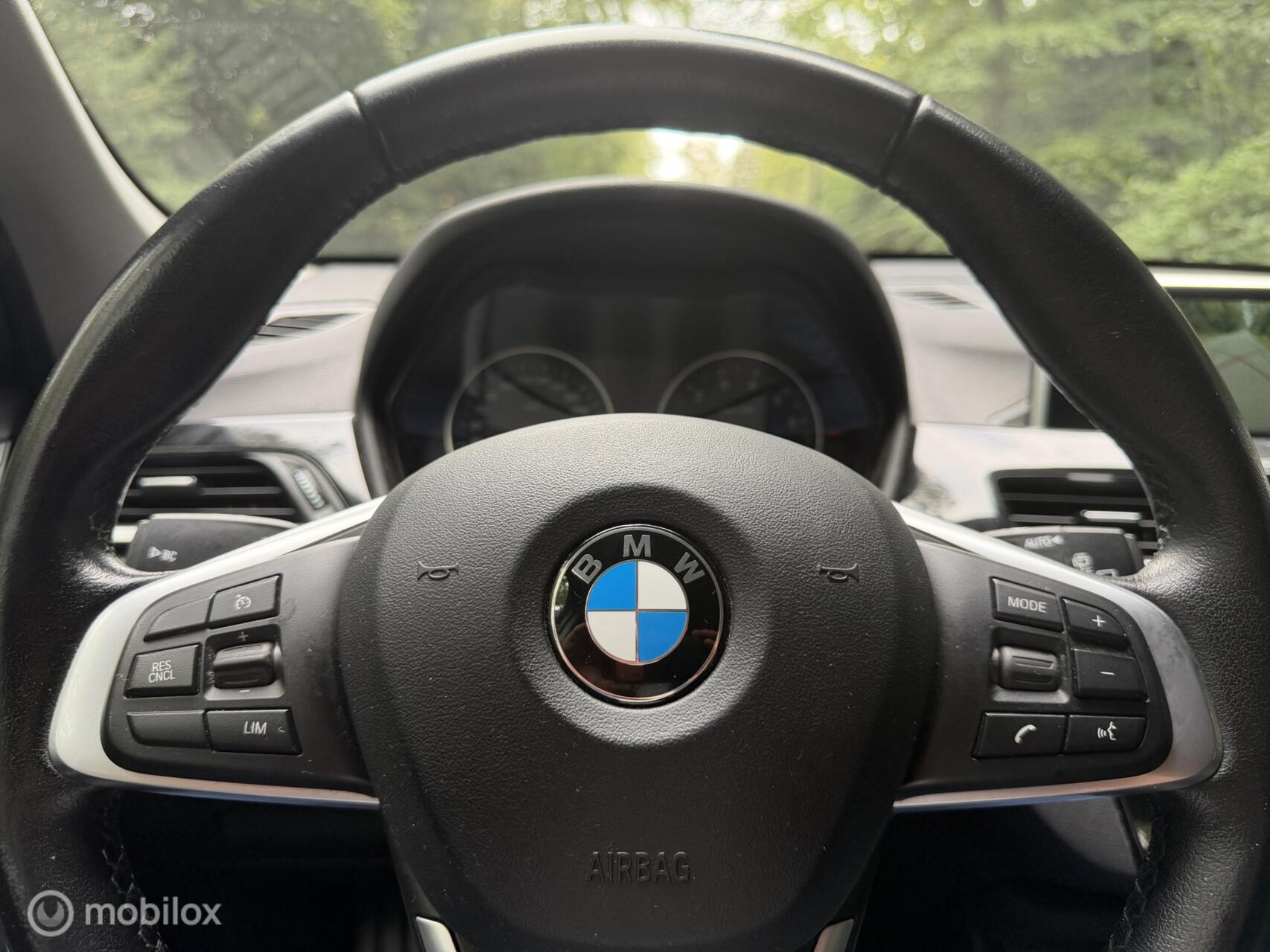 Foto van BMW X1 Sdrive18i