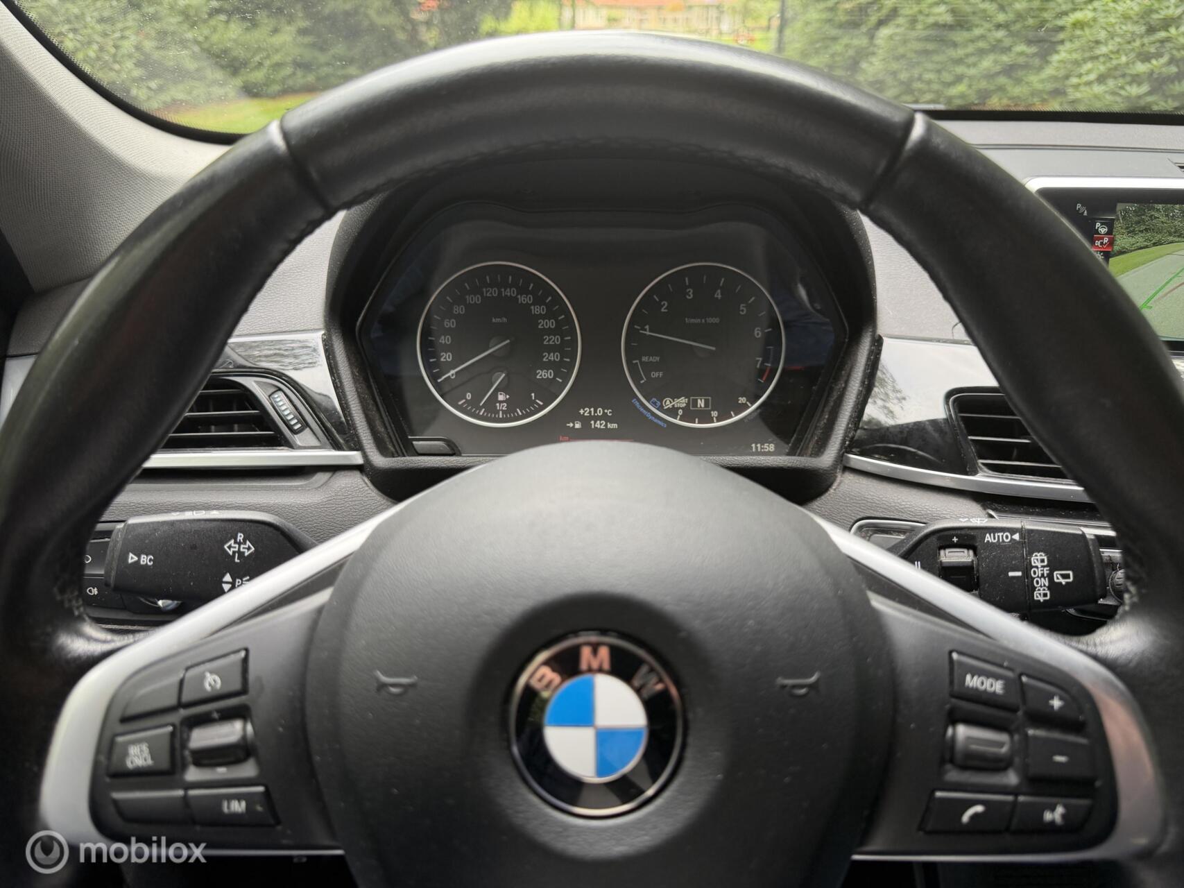 Foto van BMW X1 Sdrive18i