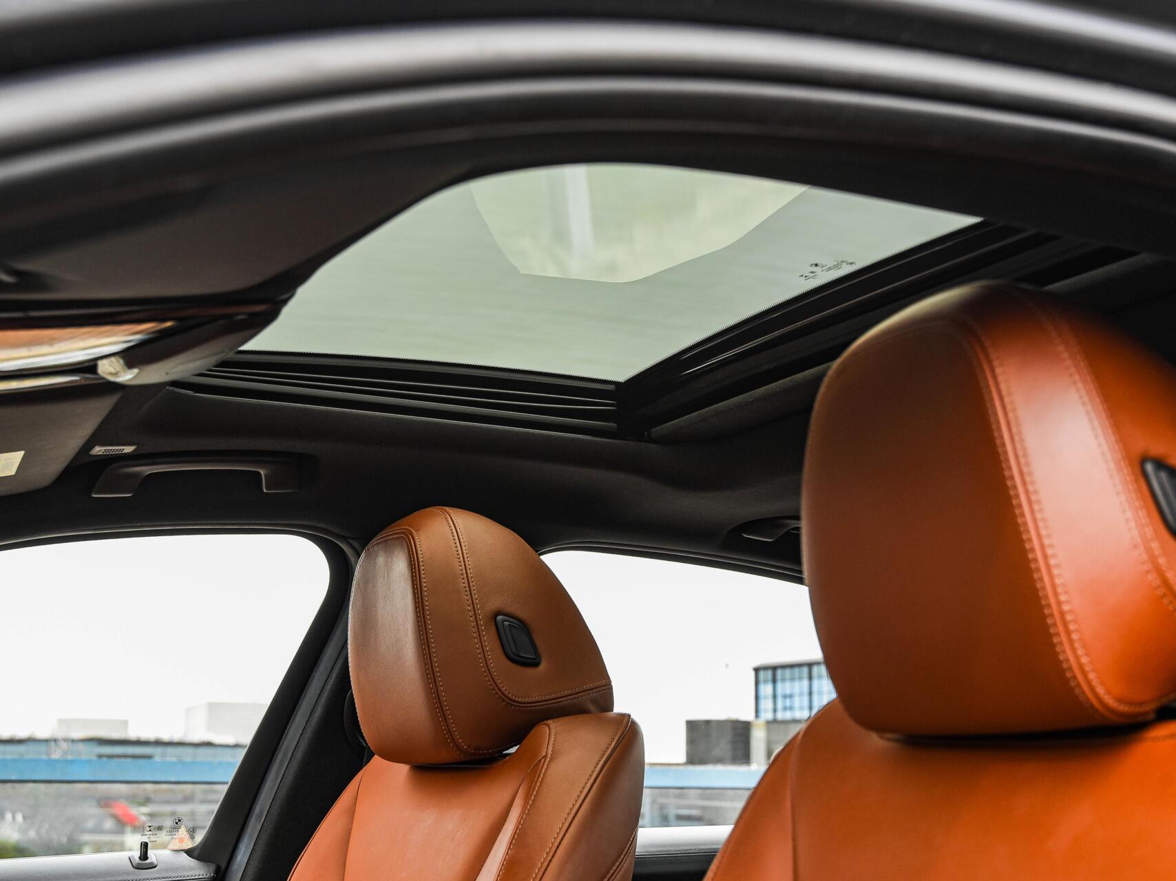 Foto van BMW 330e xDrive