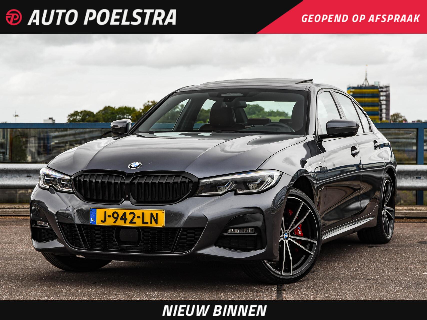 BMW 330e xDrive 330e xDrive High Executive M Sport Individual | 293 PK XtraBoost | Schuifdak | CoPilot Pack | Laser LED | HUD | Leder | 360 Camera | Harman/Kardon | Memory | Keyless | 19" | Dealeronderhouden 2020 - voorkant