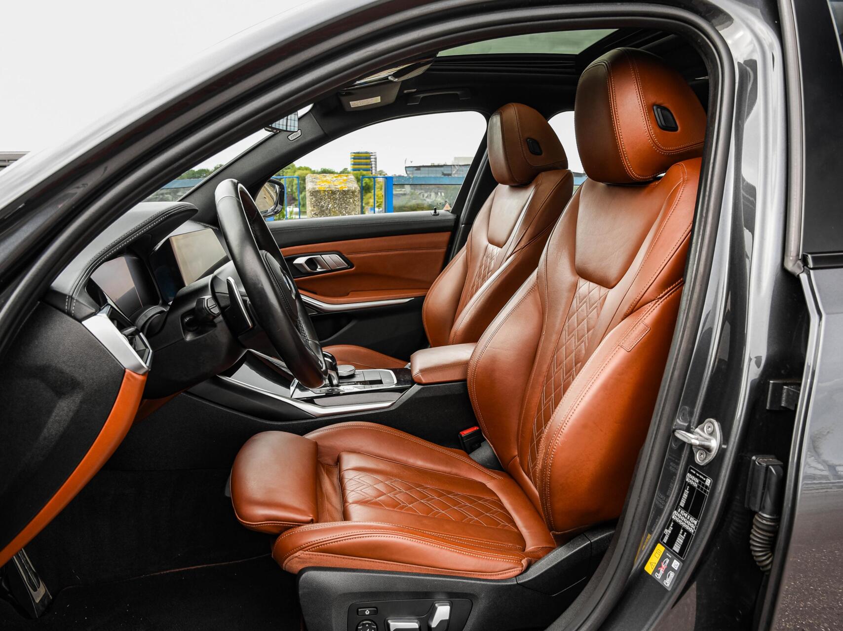 Foto van BMW 330e xDrive