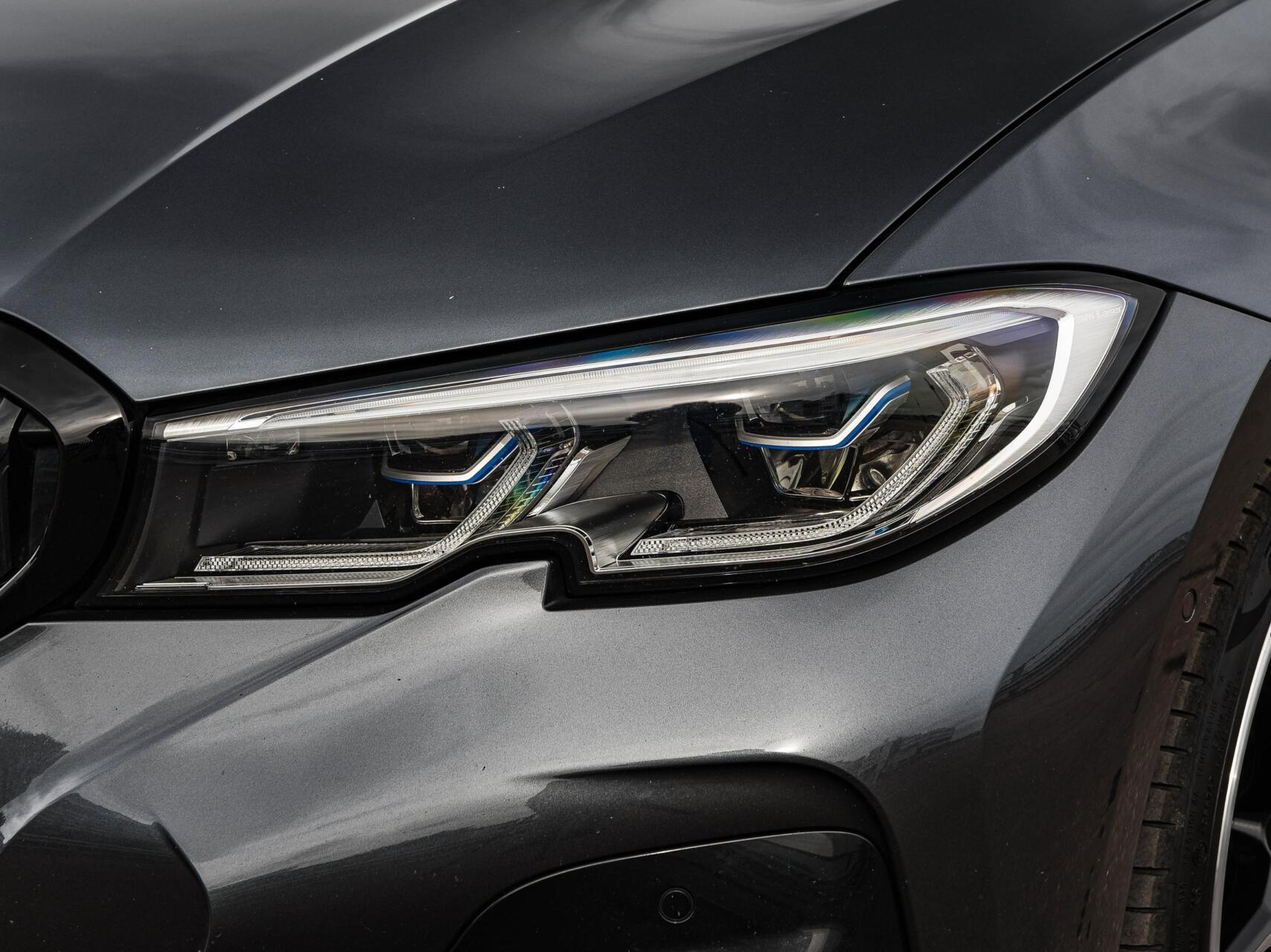 Foto van BMW 330e xDrive