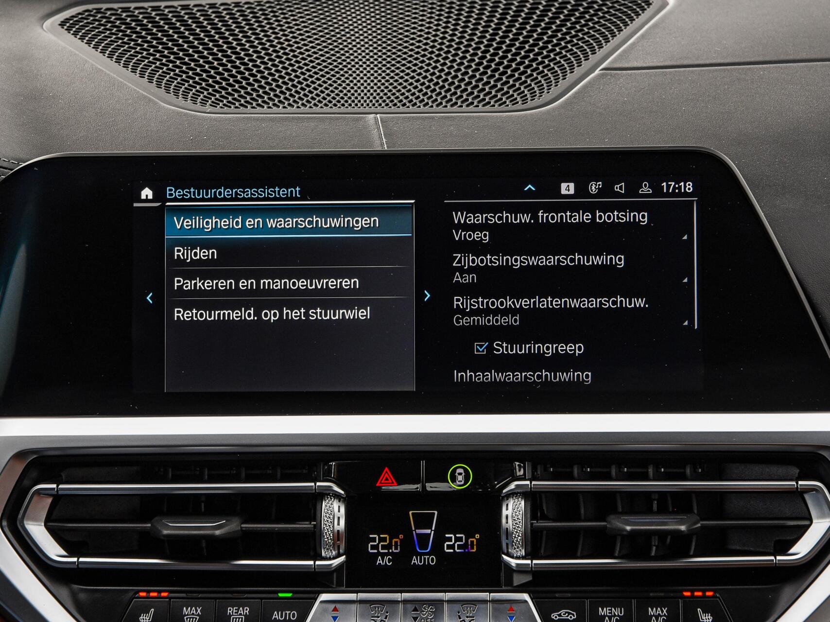 Foto van BMW 330e xDrive