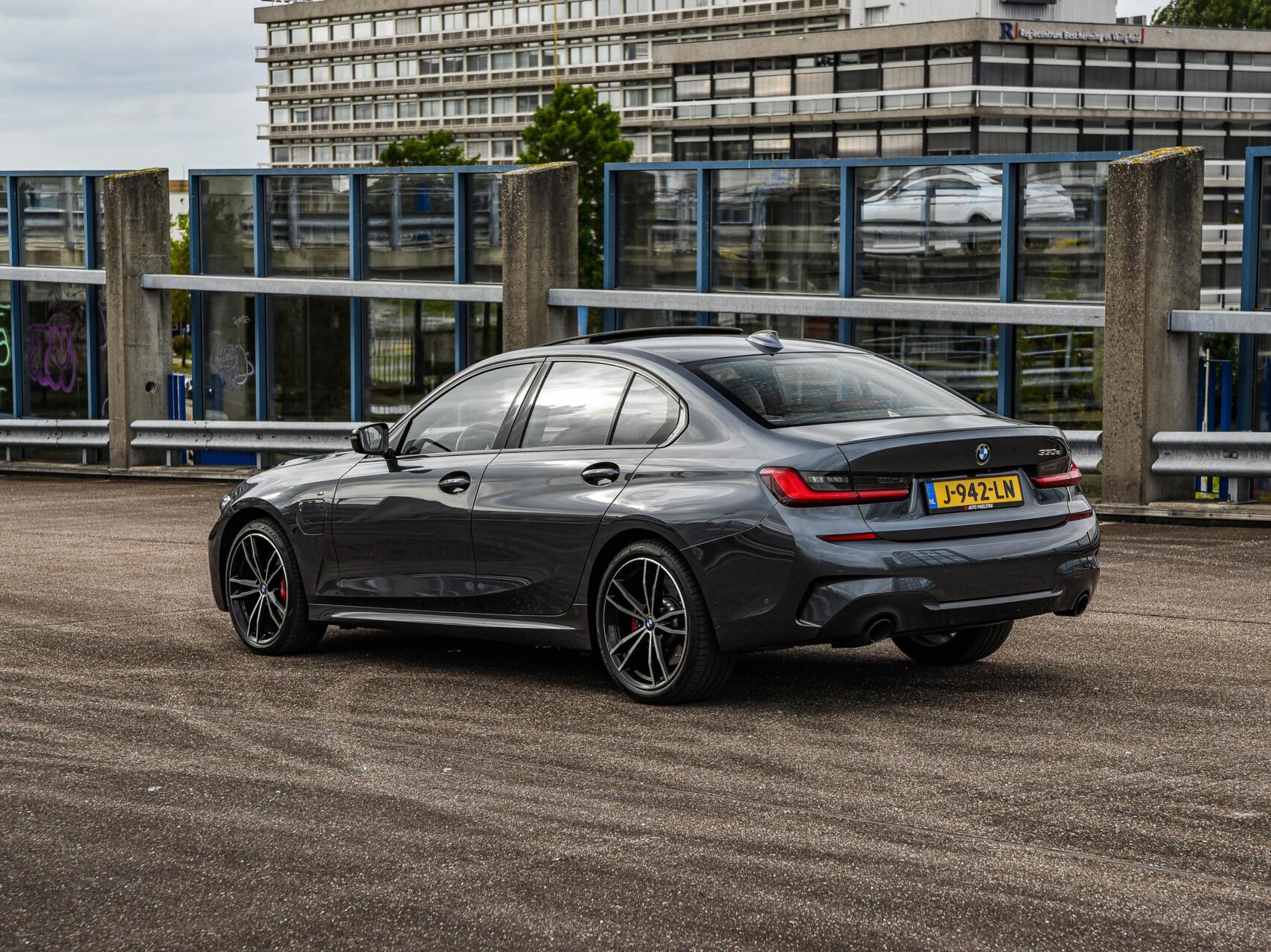 Foto van BMW 330e xDrive