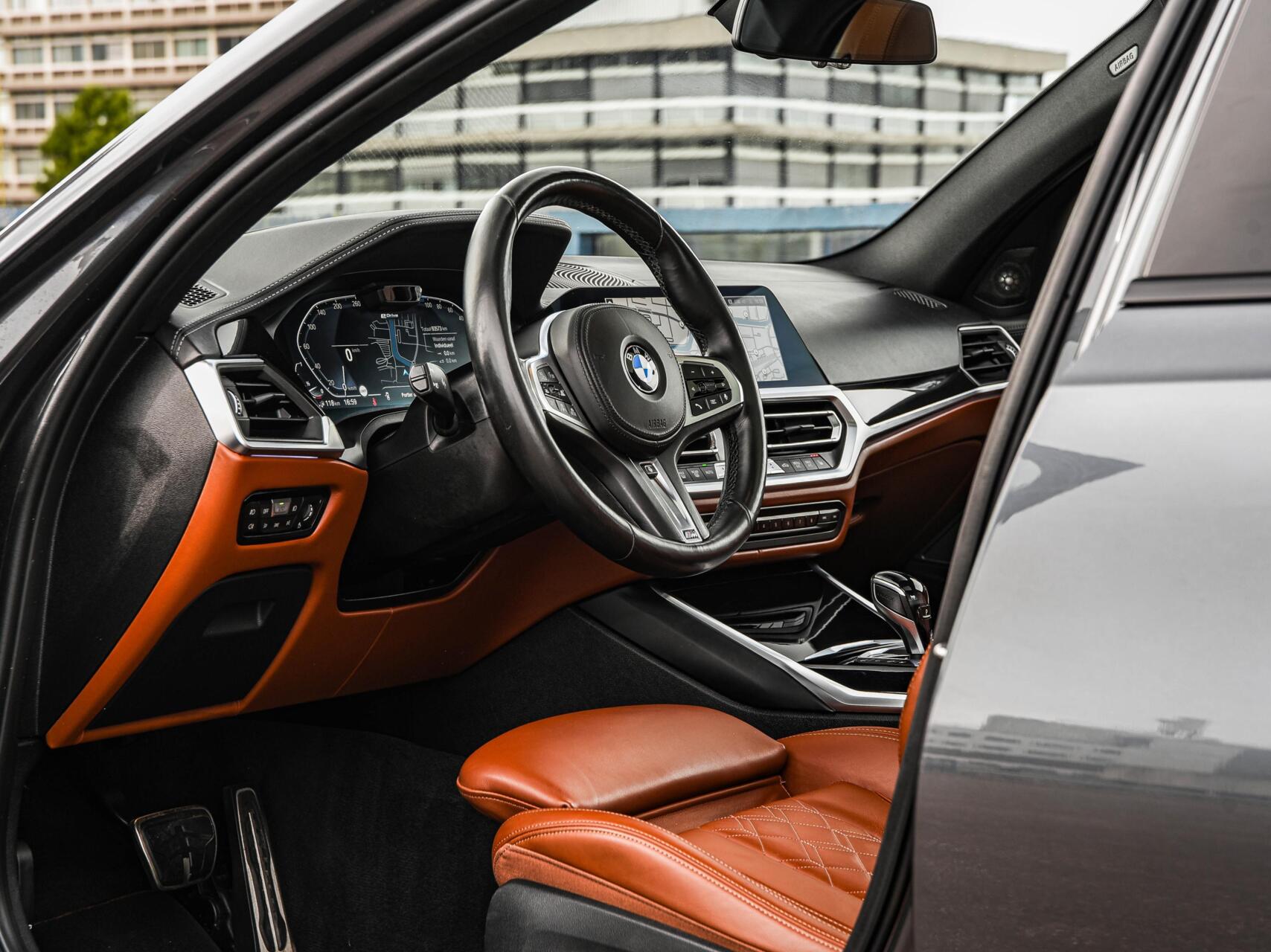 Foto van BMW 330e xDrive