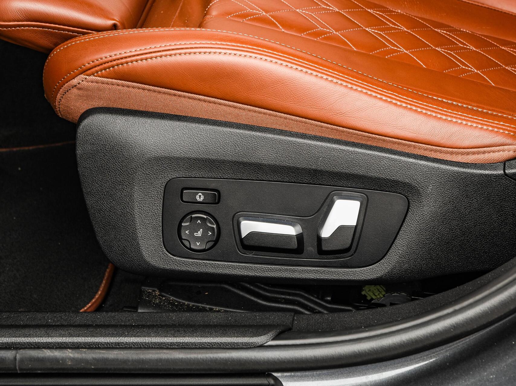 Foto van BMW 330e xDrive