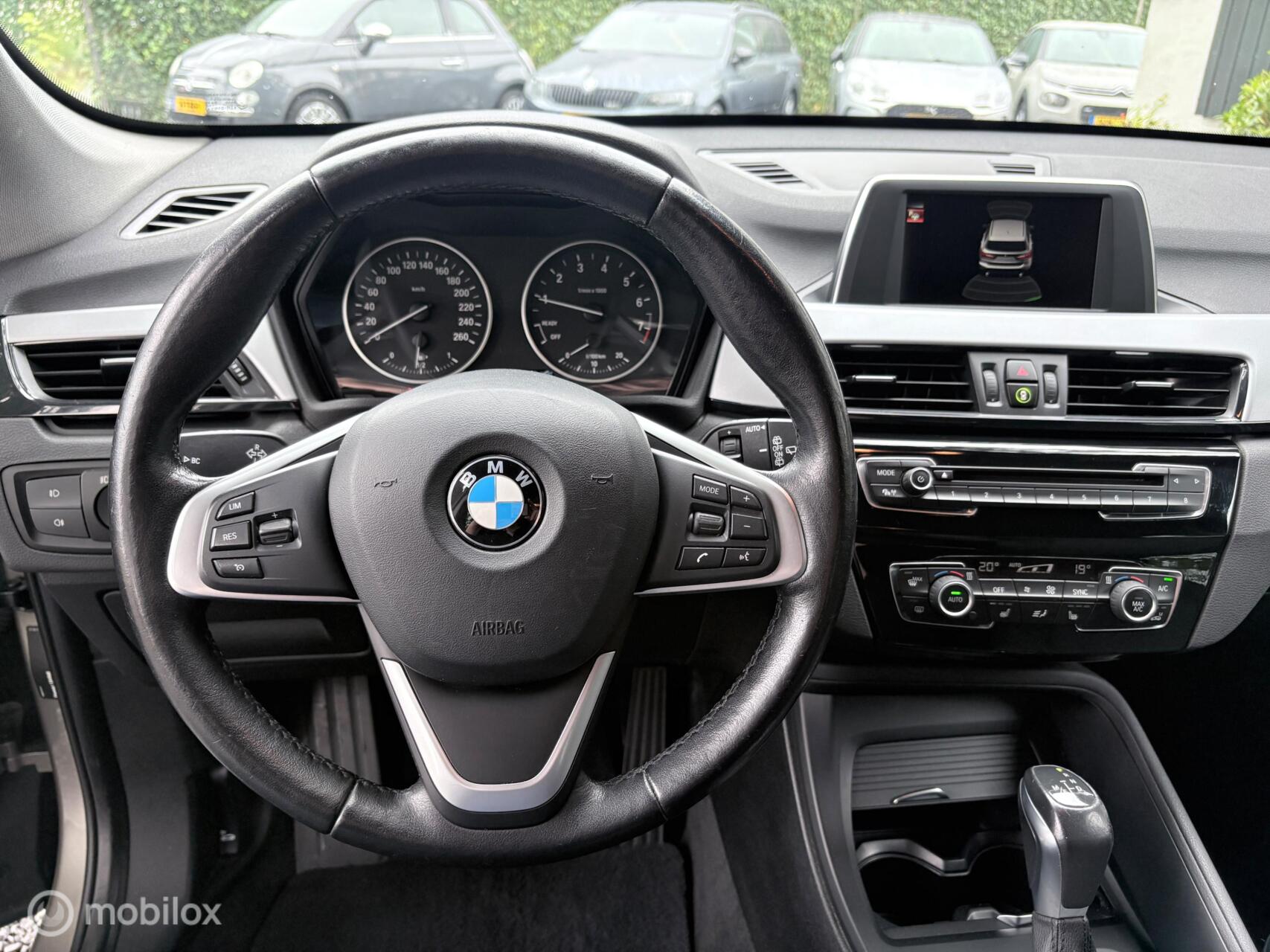 Foto van BMW X1 Sdrive18i
