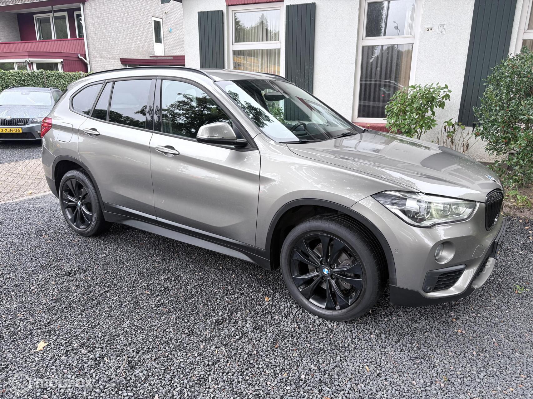 Foto van BMW X1 Sdrive18i