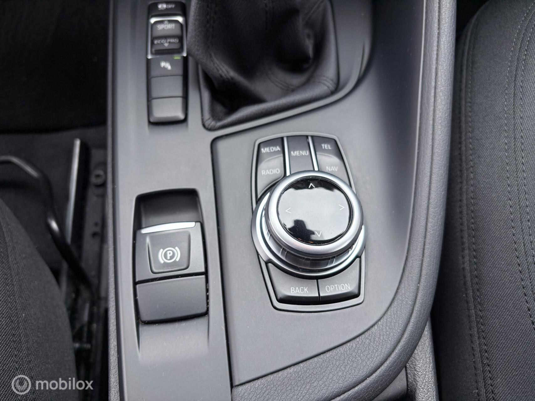 Foto van BMW X1 Sdrive18i